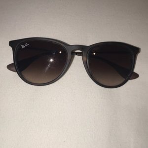 Erika classic ray ban sunglasses
